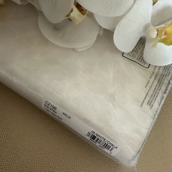 NWT 🤍 Coach Notebook in Signature Canvas and Smooth Leather • Chalk / White - Picture 5 of 6